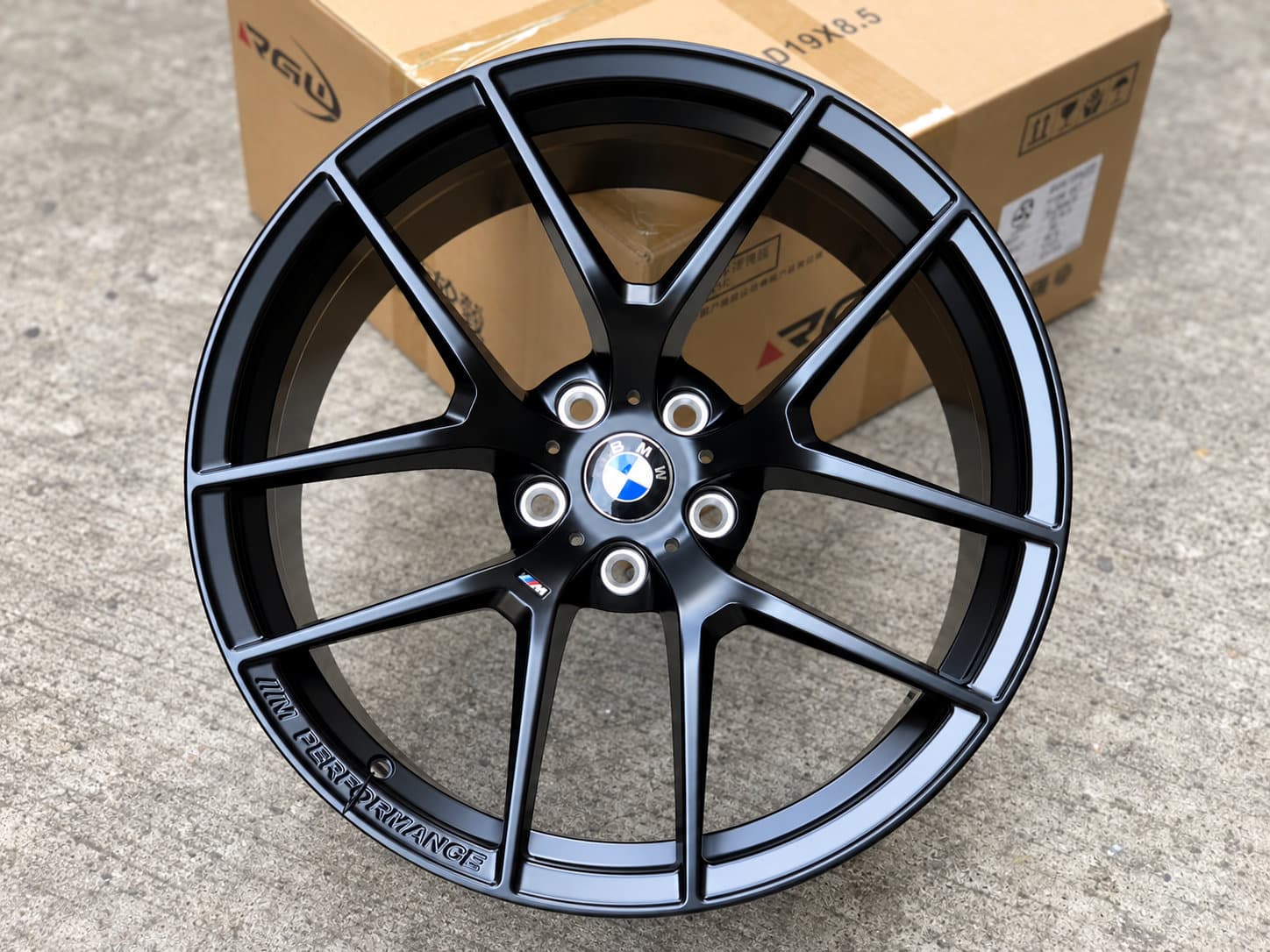 Кованые диски BMW M4 R18 — AW-1857, фото 1