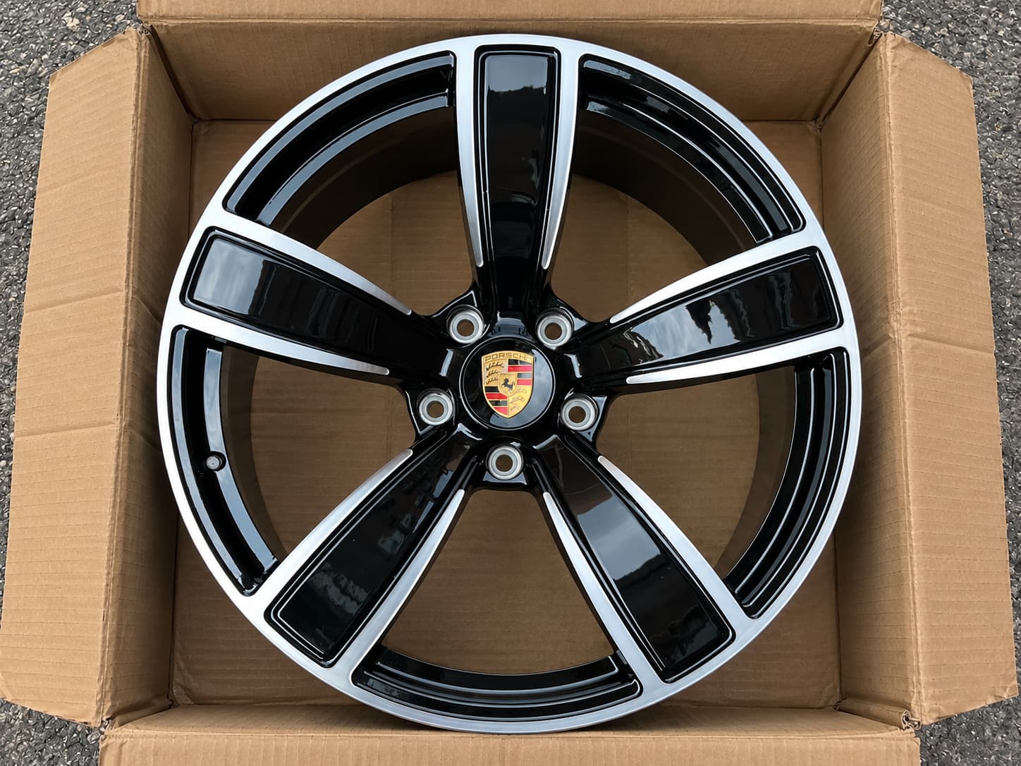 Кованые диски Porsche 718 R20 — AW-400, фото 3