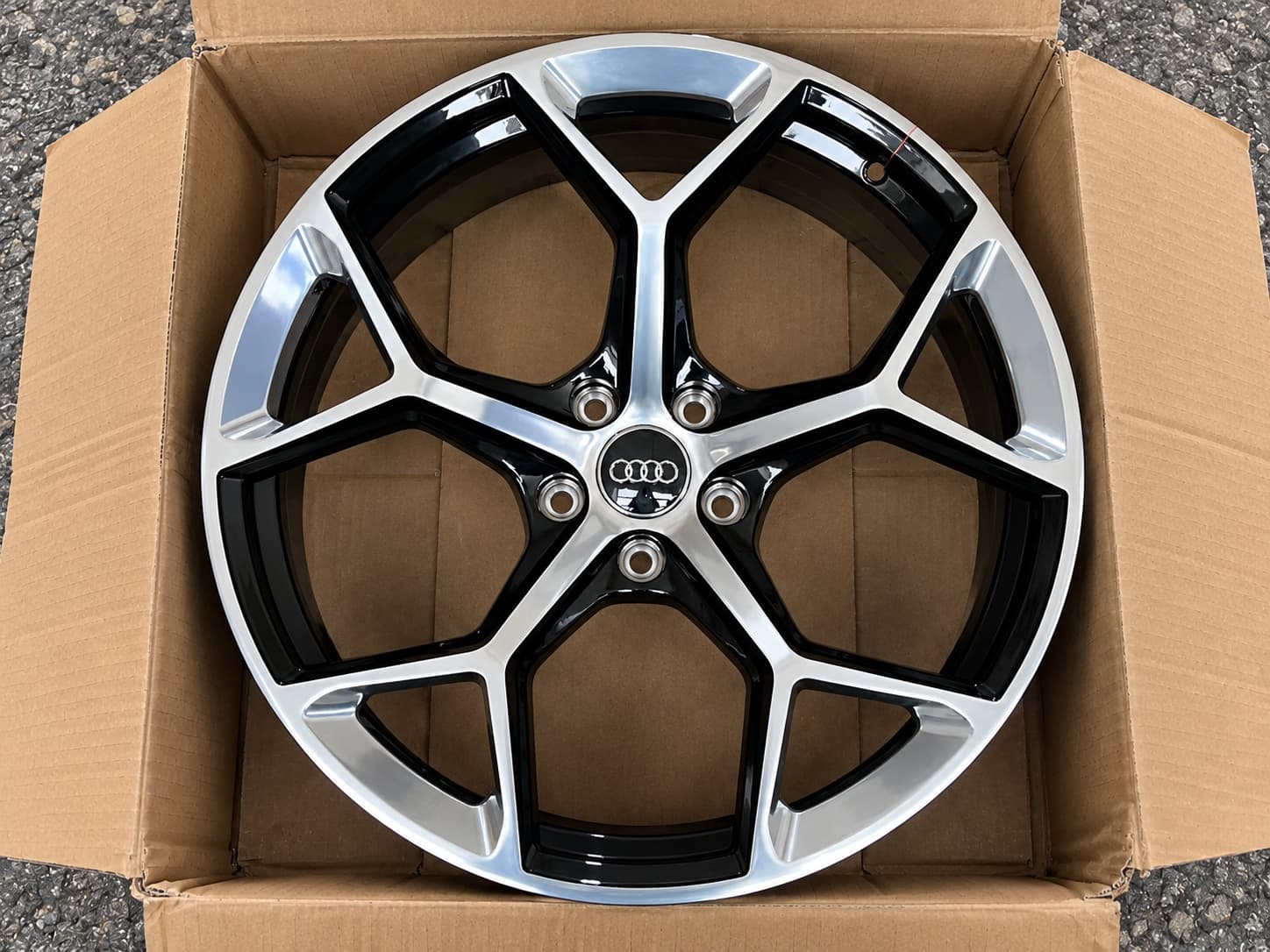 Кованые диски Audi R8 R21 — AW-2215-11, фото 3
