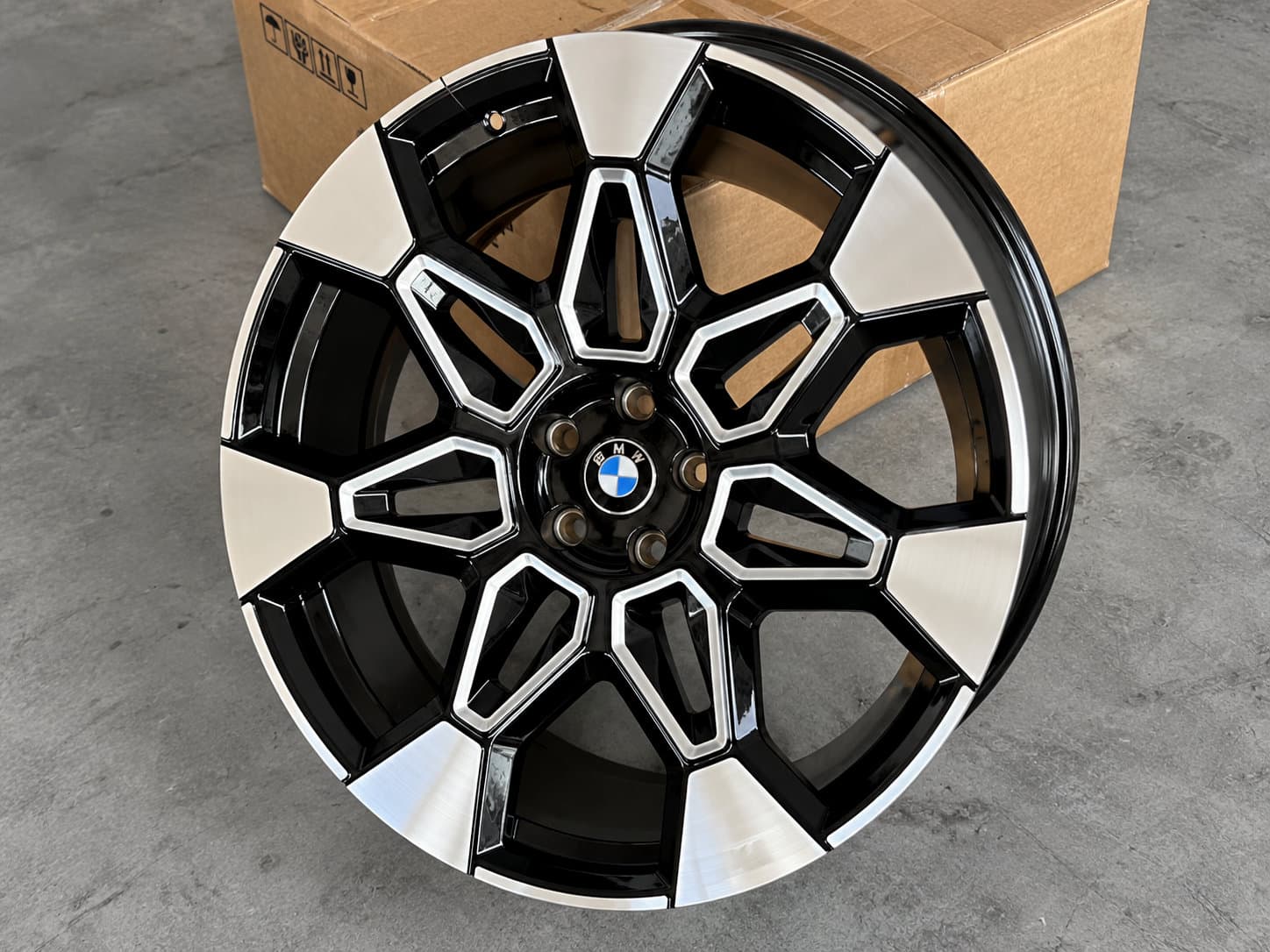 Кованые диски BMW X7 R22 — AW-107, фото 3