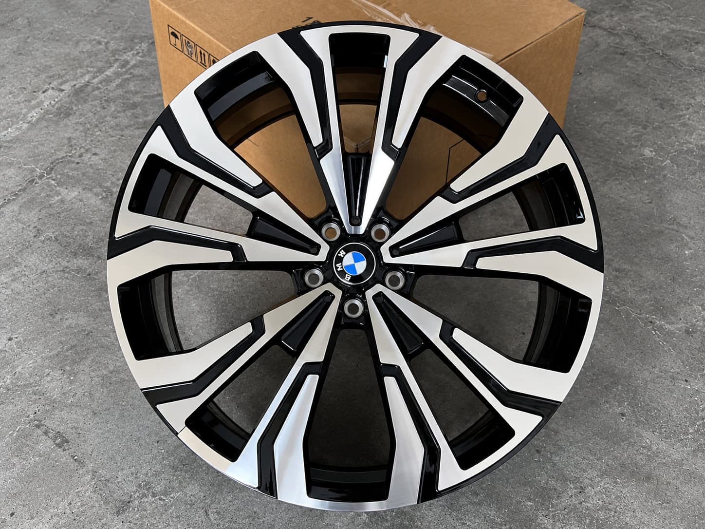 Кованые диски BMW X7 R21 — AW-106-2, фото 1