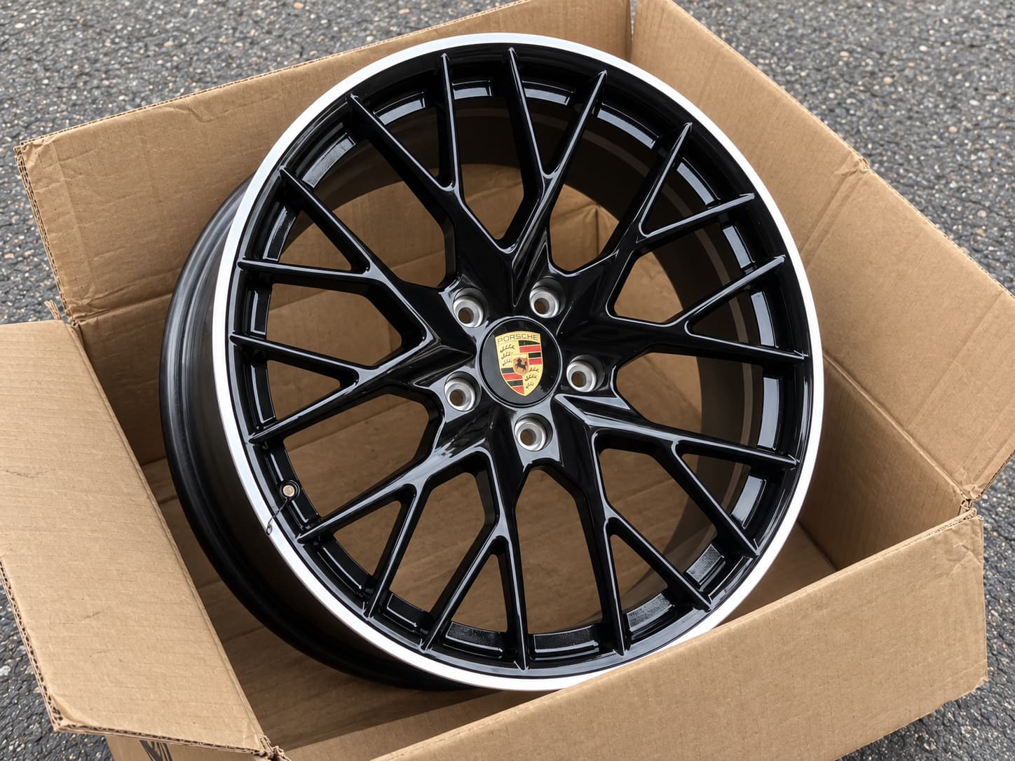 Кованые диски Porsche Macan R21 (112) — AW-1847-8, фото 1
