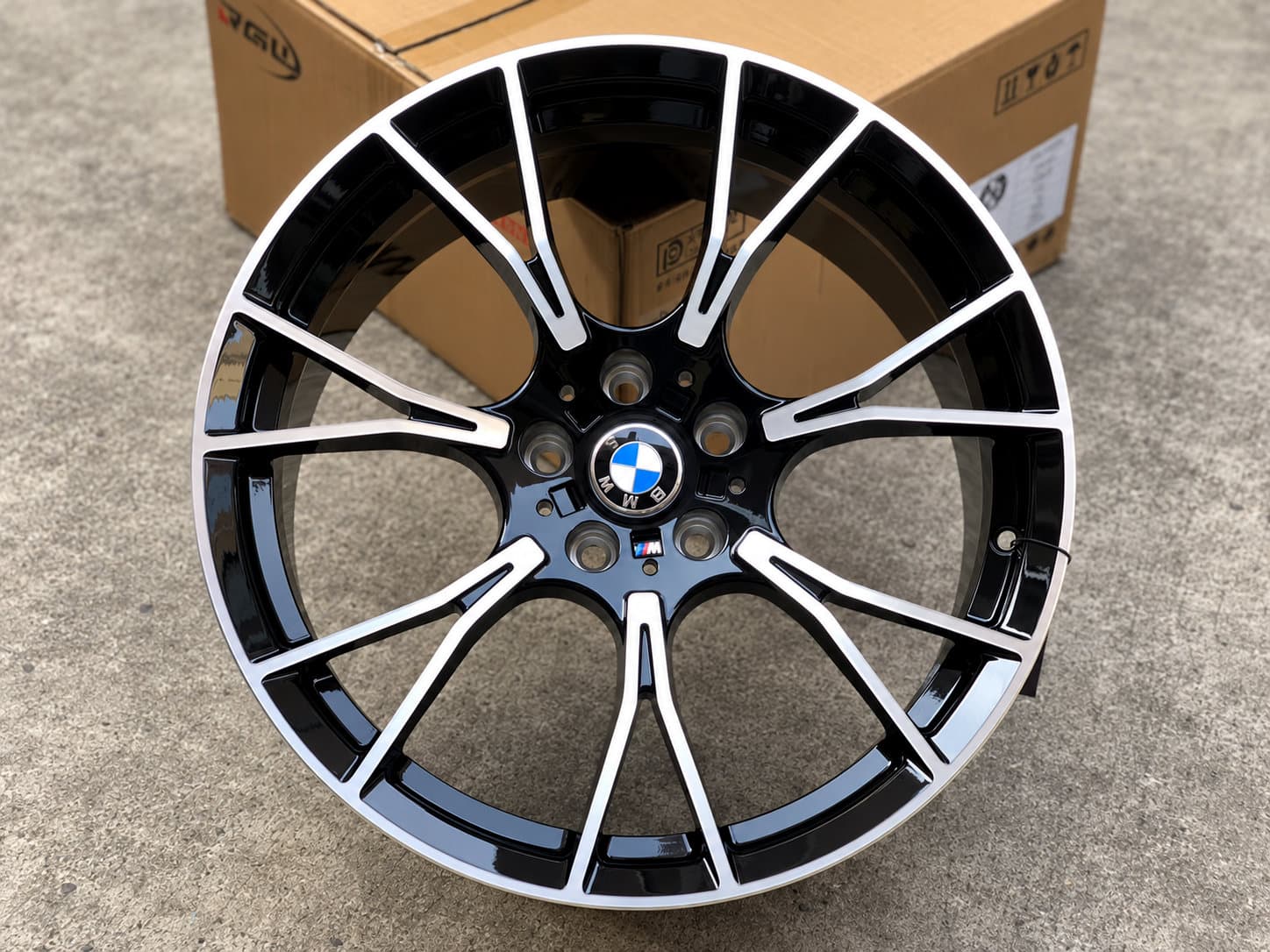 Кованые диски BMW M5 R18 — AW-1042-2, фото 1