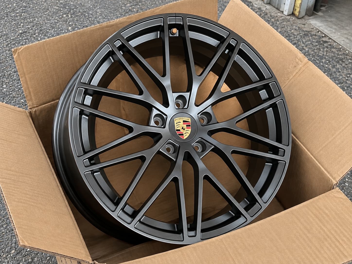 Кованые диски Porsche Cayenne R21 — AW-1023-13, фото 1