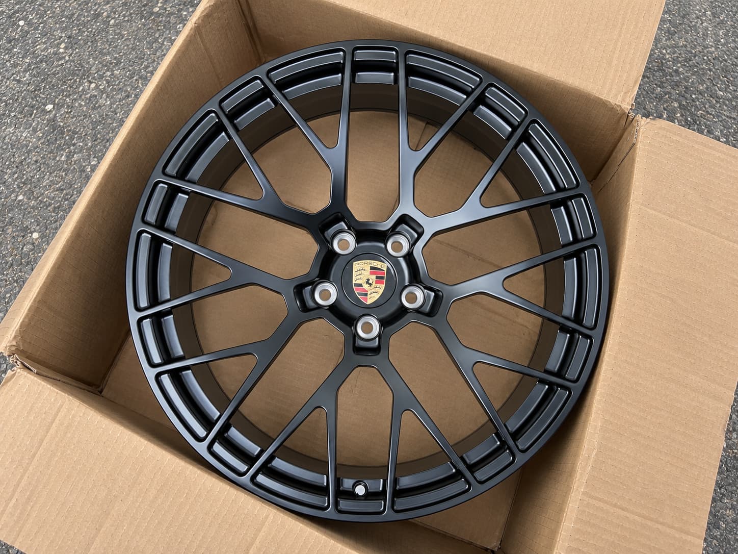 Кованые диски Porsche Macan R21 — AW-1022, фото 2